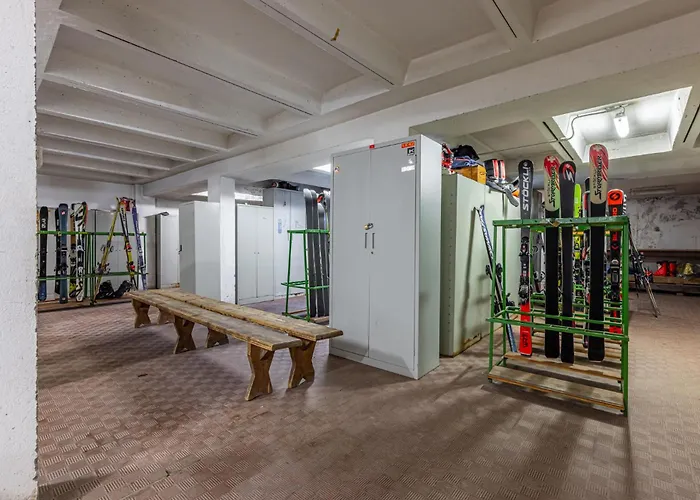 Апартаменти Cervinia Escape With Plateau Rosa View And Garage