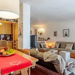 Cervinia Escape With Plateau Rosa View And Garage Апартаменти *