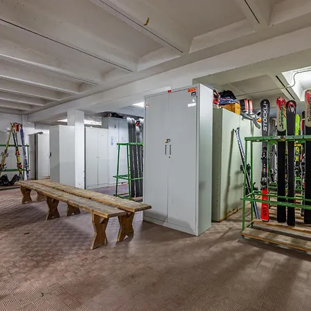 Apartment Cervinia Escape With Plateau Rosa View And Garage