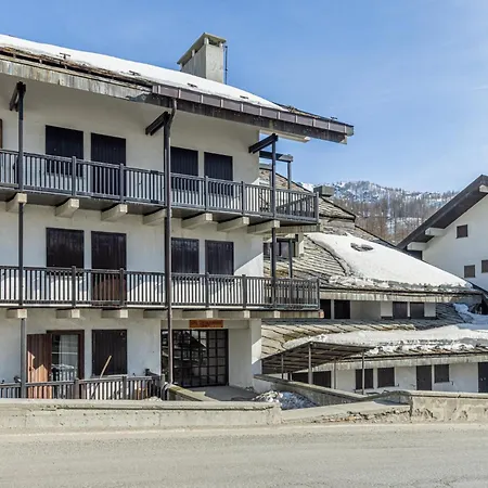 Apartment Cervinia Escape With Plateau Rosa View And Garage Breuil-Cervinia